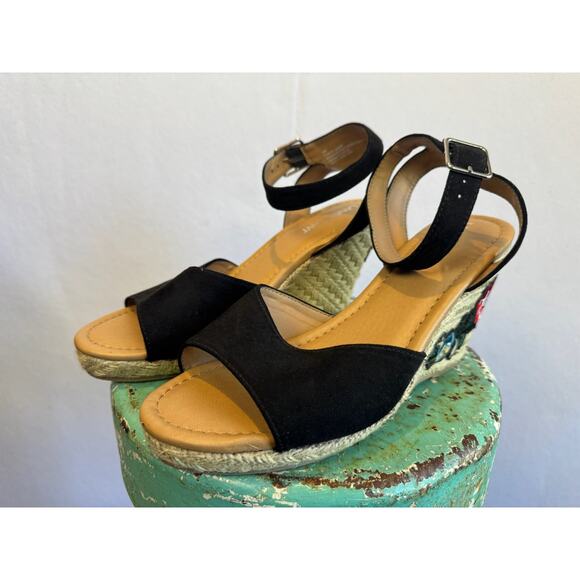 Lane Bryant Espadrille Wedges Floral Boho Embroirdered Black Size 9W - Picture 6 of 8
